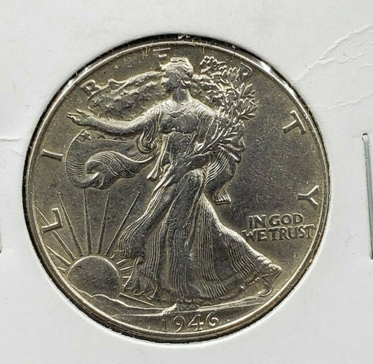 1946 P 50c Walking Liberty Silver Eagle Half Dollar Coin XF EF Extra Fine Circ