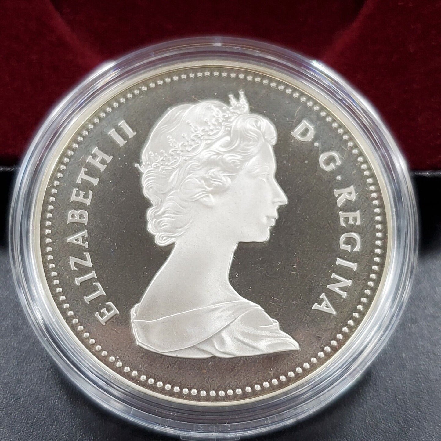 1983 Silver DOLLAR PROOF EDMONTON UNIVERSITY GAMES SILVER COIN Queen Elizabeth