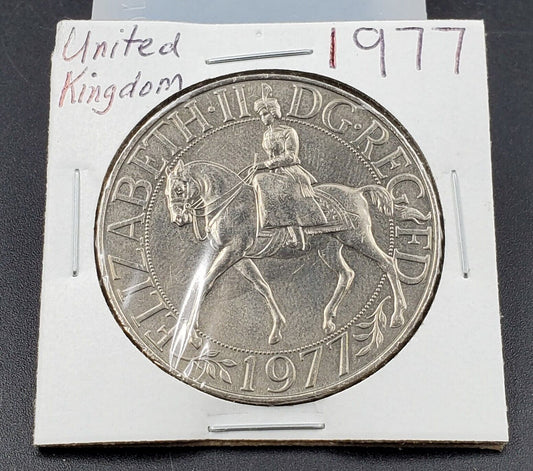 1977 United Kingdom 25 New Pence Queen Elizabeth Jubilee Crown coin
