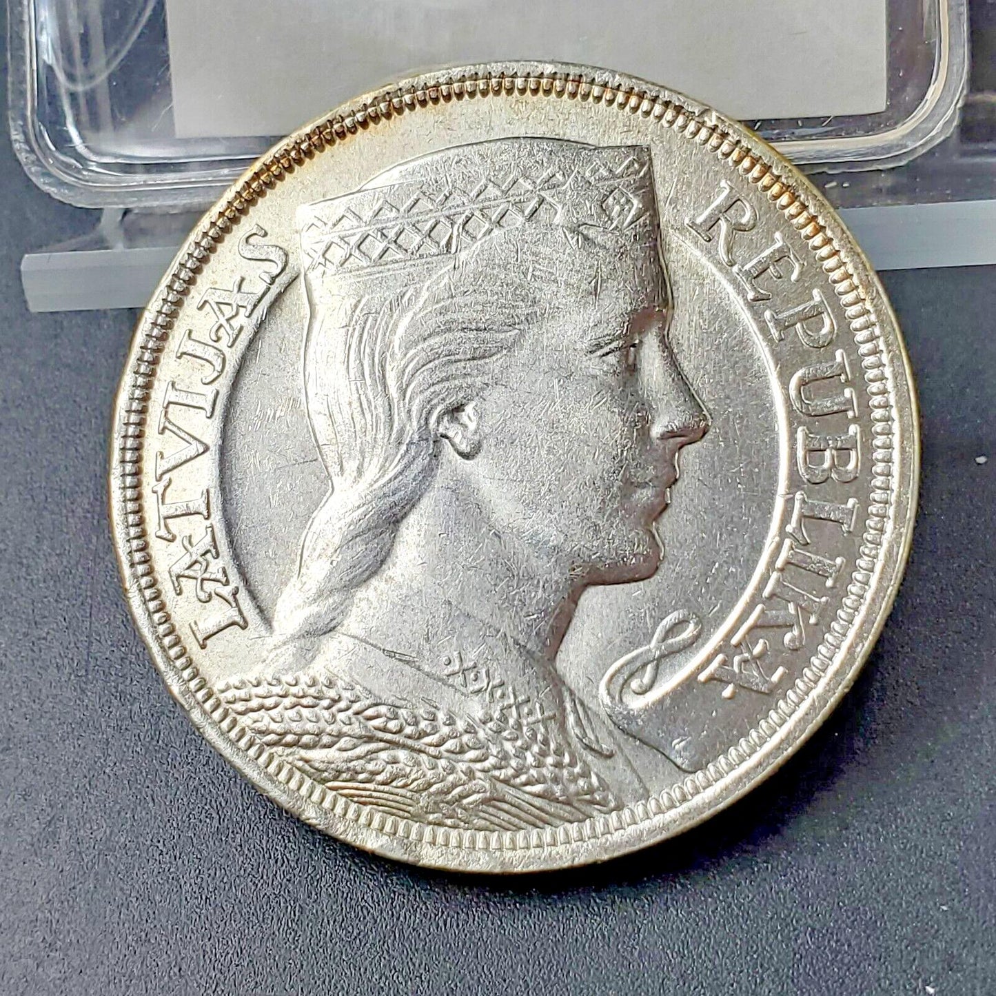 1929 Latvia 5 Lati Silver Coin  BU UNC KM9