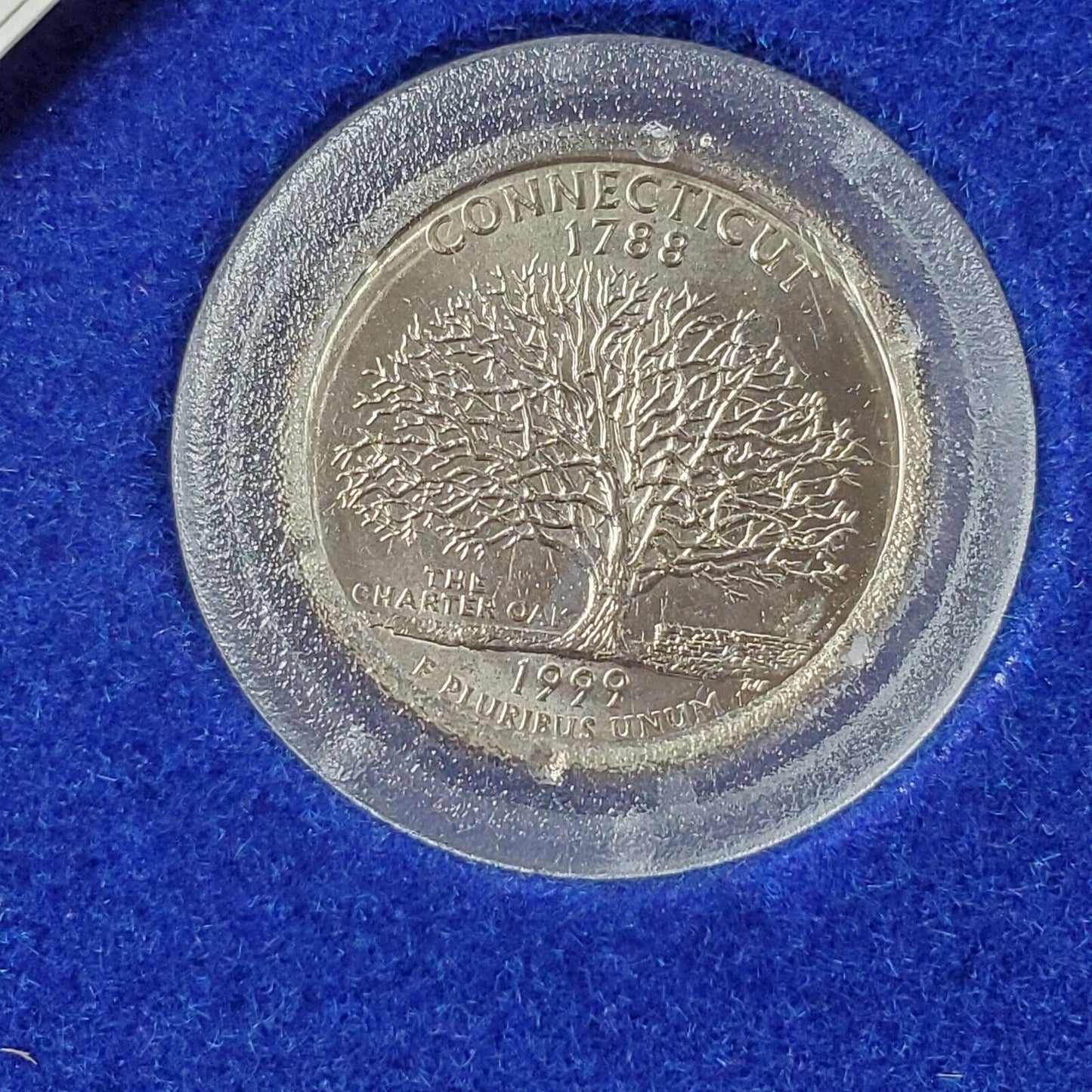 1999 Connecticut State Quarter American Spirit Coin & Figurine Set in Box