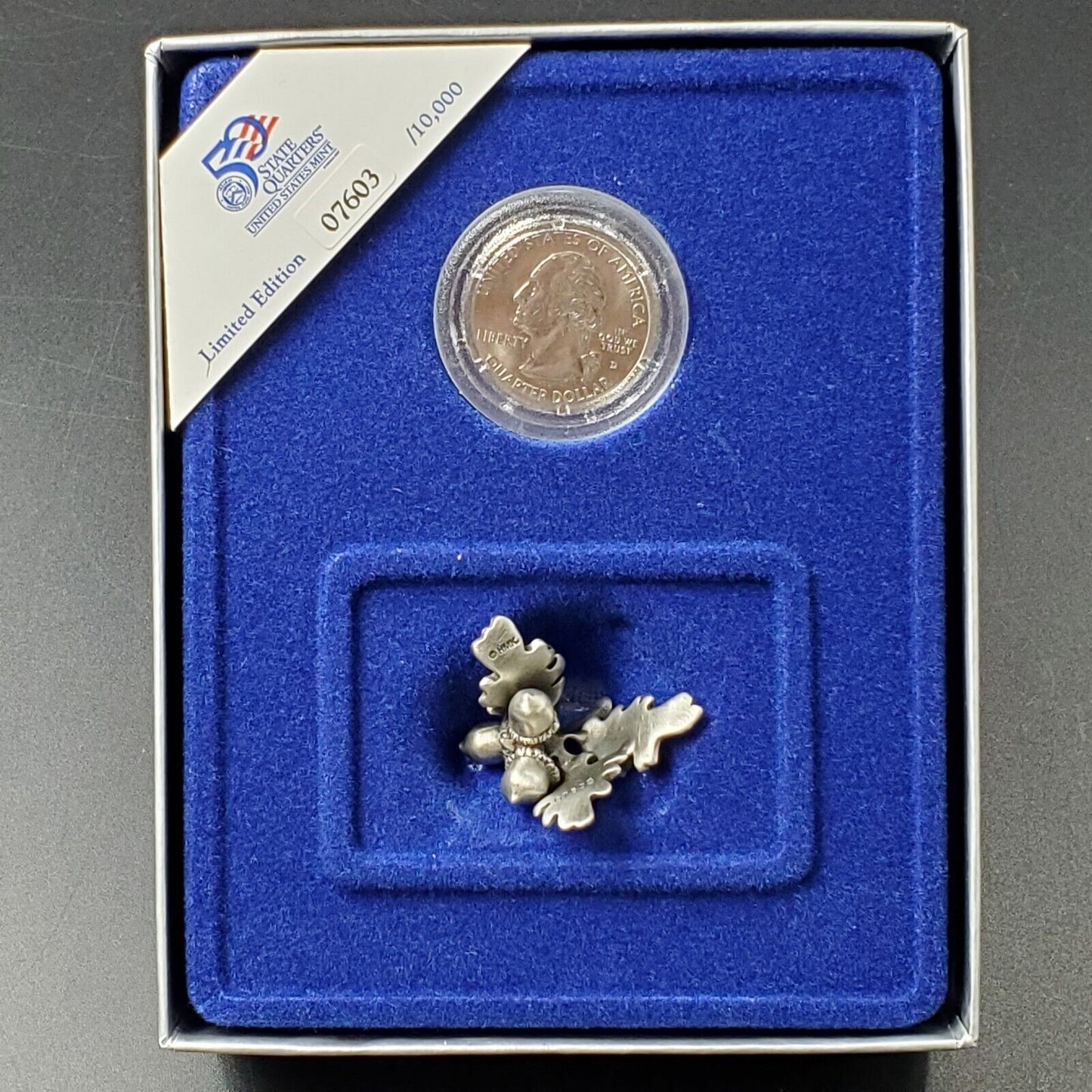 1999 Connecticut State Quarter American Spirit Coin & Figurine Set in Box