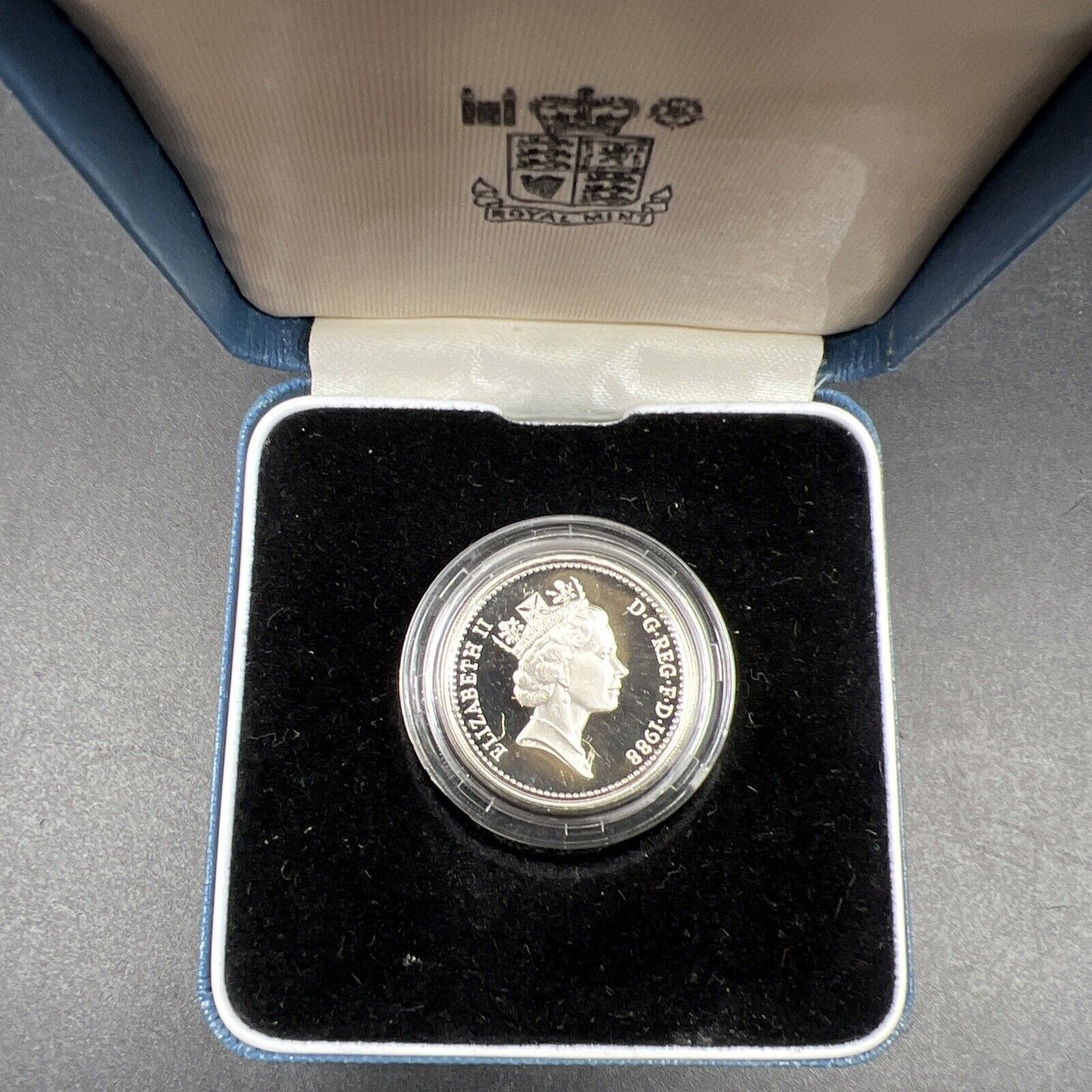 1988 UK Sterling Silver Proof One Pound Coin w/ Box & COA Neat Toning