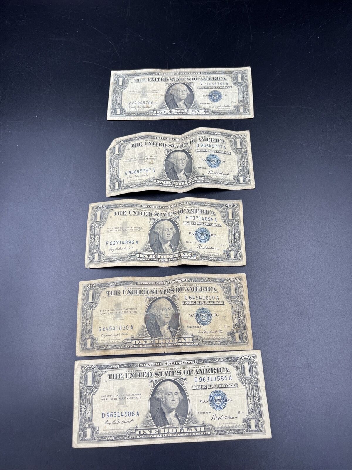 Lot of 5 1957 $1 Silver Certificate Blue Seal Notes Circ Circulated Blue Seal