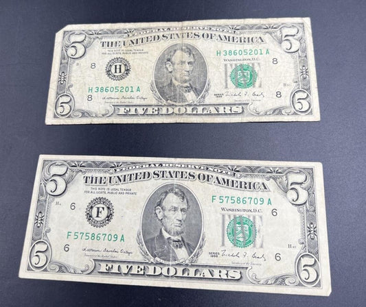 Lot of 2 1986 $5 FRN Federal Reserve Note Bills Circulated #709