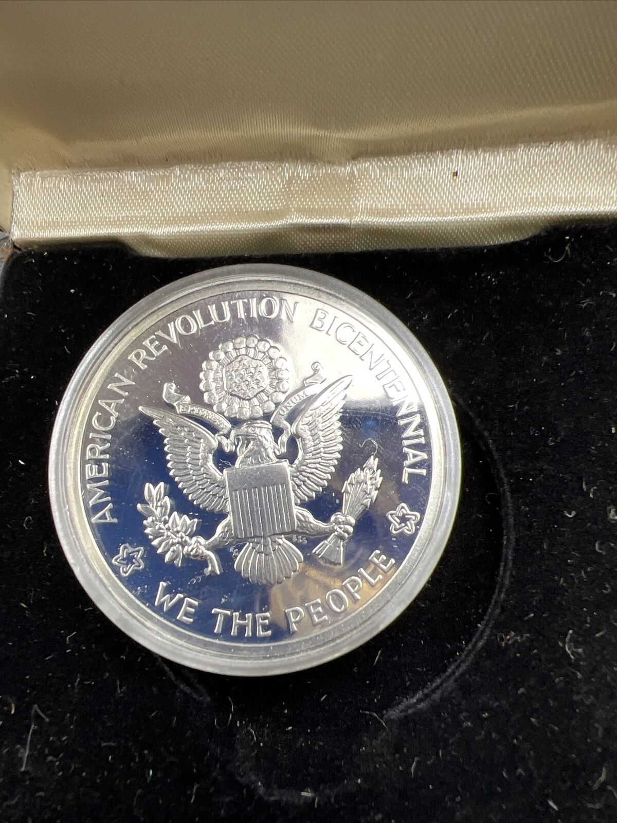 1976 National Bicentennial Commemorative Medal W/ Box