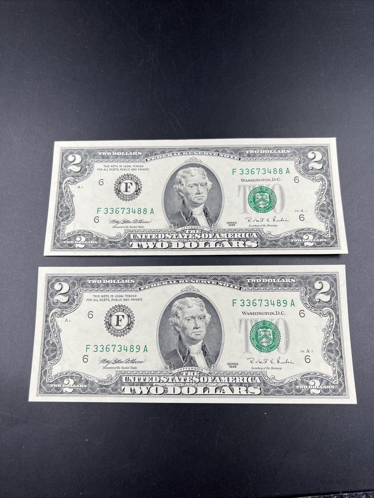 2 Consecutive 1995 $2 Two Dollar FRN Note Bills Choice UNC US Currency #489